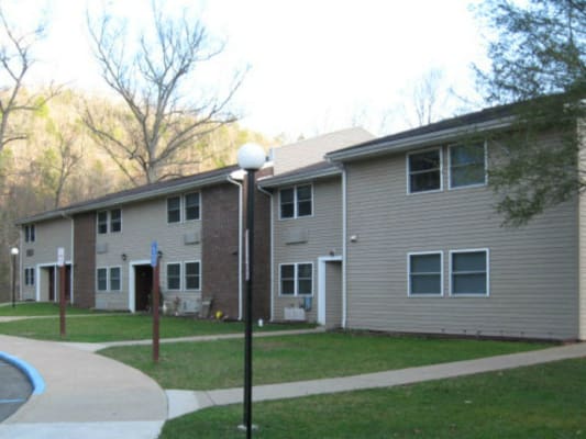 Piney Gardens property